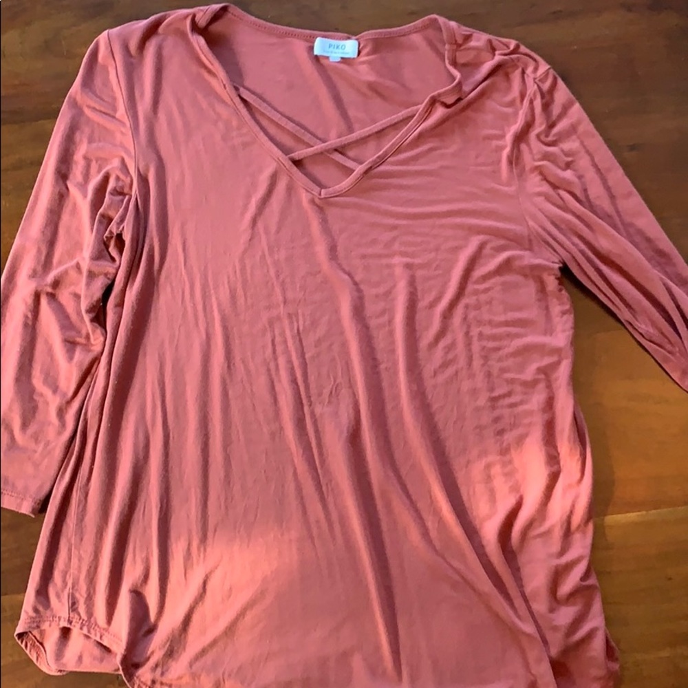 Criss cross 3/4 sleeve
